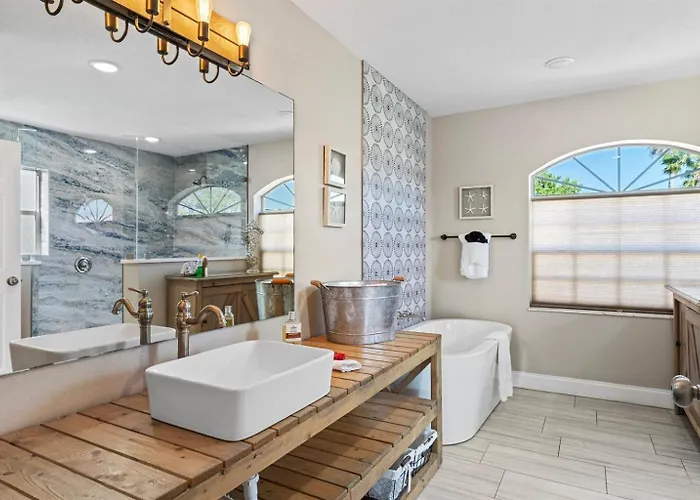 Bikini Beachhouse! Sleeps 16 Wheated Poolfirepit Ferienhaus Clearwater Beach