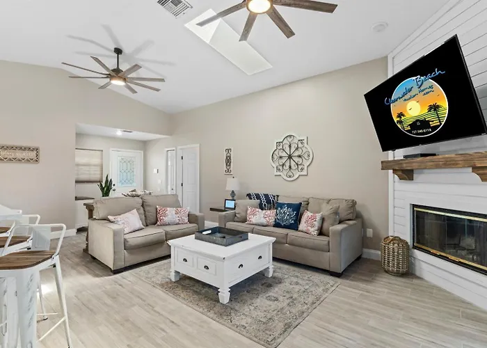 Bikini Beachhouse! Sleeps 16 Wheated Poolfirepit Ferienhaus