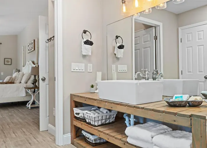 Bikini Beachhouse! Sleeps 16 Wheated Poolfirepit Ferienhaus *